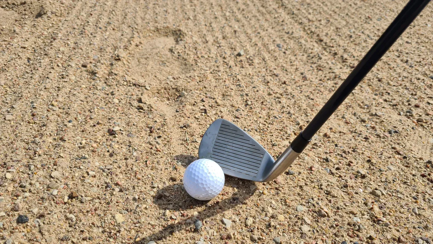 Golf wedge