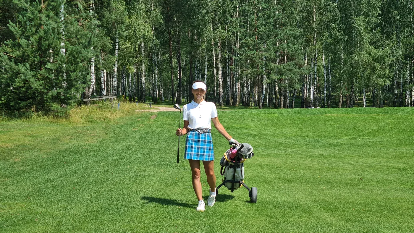 Golfare med vagn